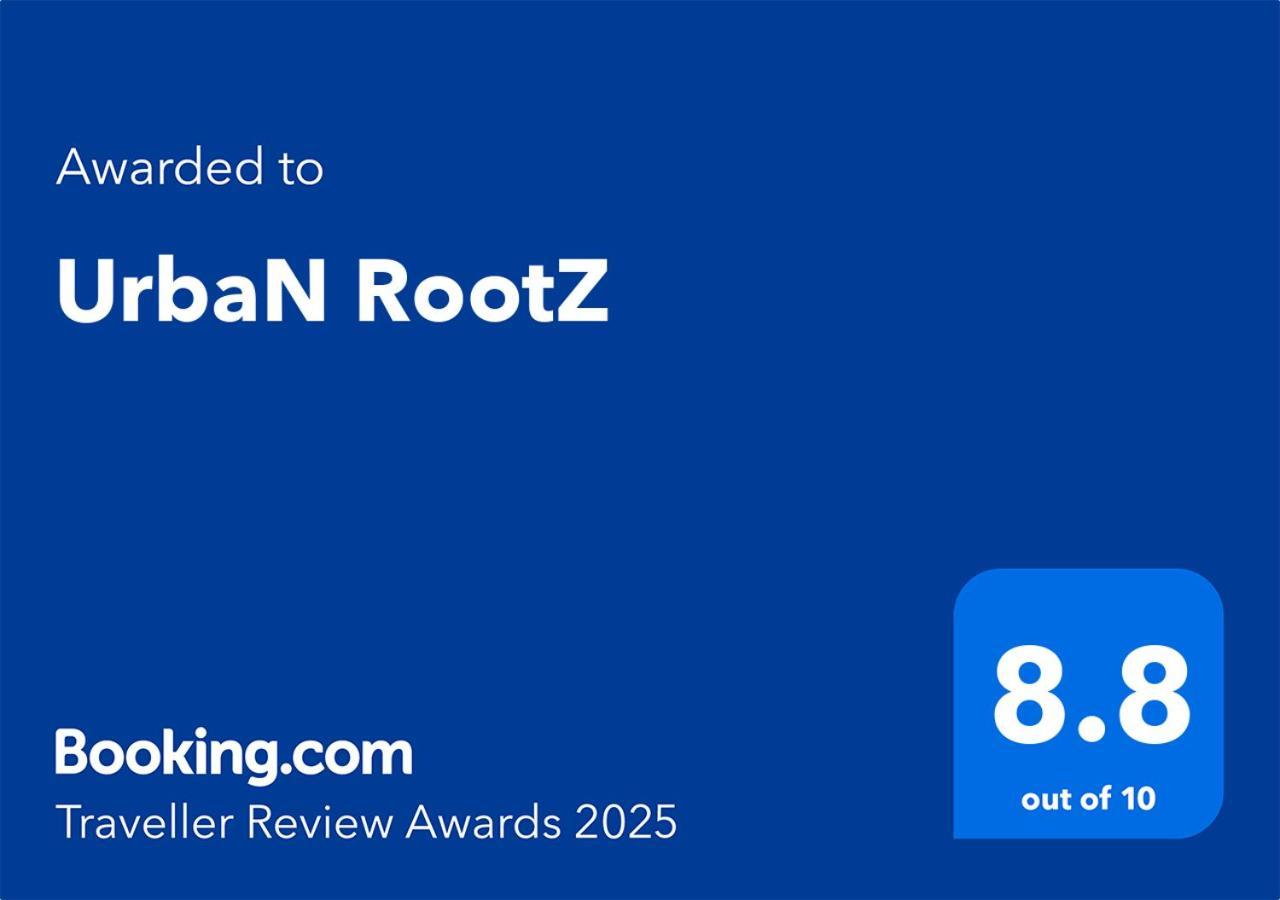 Urban Rootz Ξενοδοχείο Αμπούζα Εξωτερικό φωτογραφία